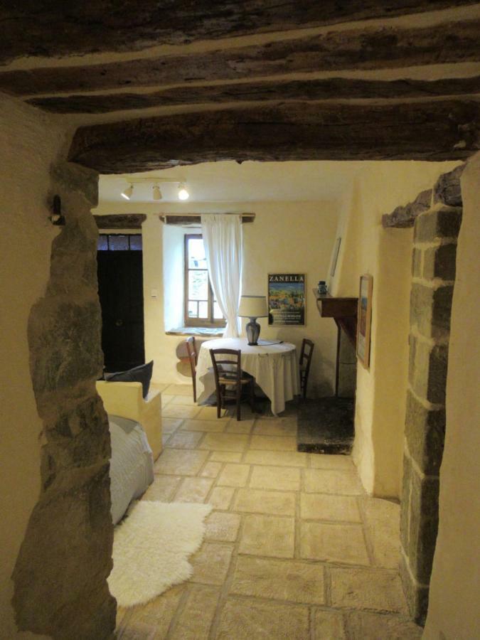 La Ferme De La Condamine Bed & Breakfast Saint-Andre-de-Rosans Exterior photo